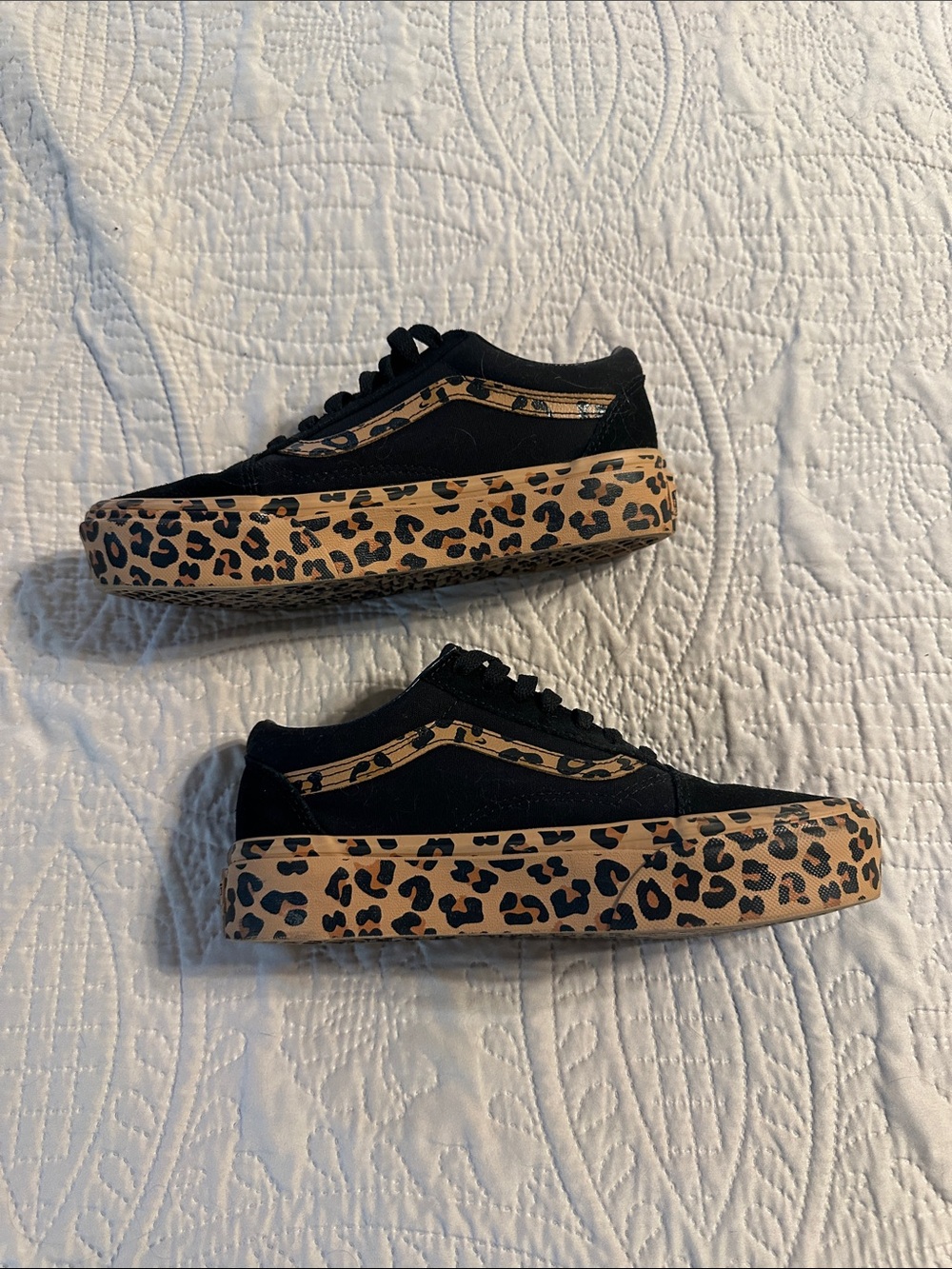 Vans Black Canvas Sneakers with Tan Leopard Platform - Picture 2 of 4